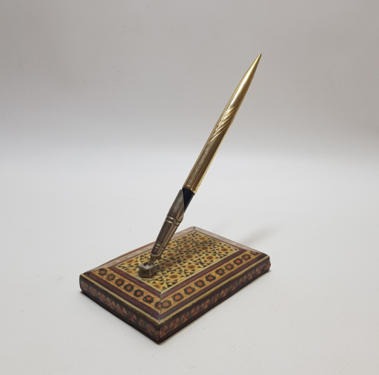 MARKUTERİ İŞÇİLİKLİ ANTİKA MASA ÜSTÜ KALEMLİK