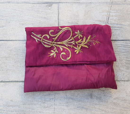 İPEK ÜZERİ SIRMA İŞÇİLİKLİ OSMANLI DÖNEMİ KUR AN-I KERİM KABI