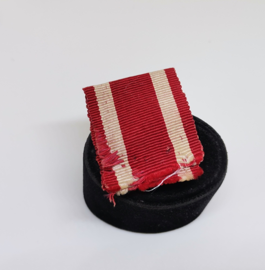 1. DÜNYA SAVAŞI DÖNEMİ ÇOK NADİR İPEK HARP MADALYASI ASKISI