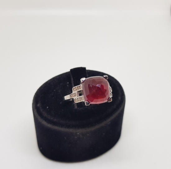 KÖK YAKUT VE PIRLANTA TAŞLI YÜZÜK