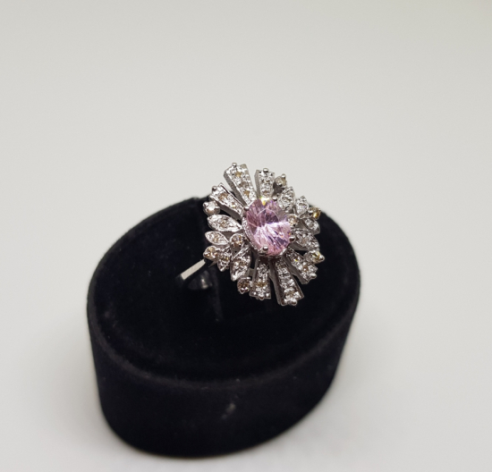 ROSE KUVARS VE PIRLANTA TAŞLI PIRLANTA YÜZÜK