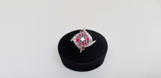 YAKUT VE PIRLANTA TAŞLI BÜYÜK SALYANGOZ MODELİ YÜZÜK