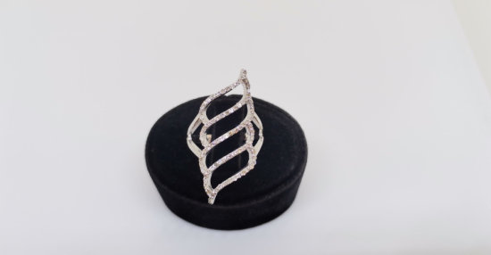 SONSUZLUK MODEL PIRLANTA YÜZÜK