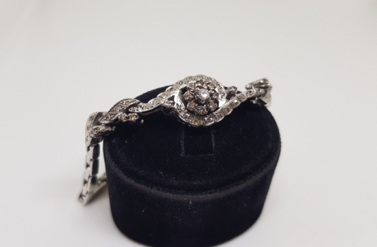 BÜYÜK SALYANGOZ MODELİ PIRLANTA TAŞLI BİLEKLİK