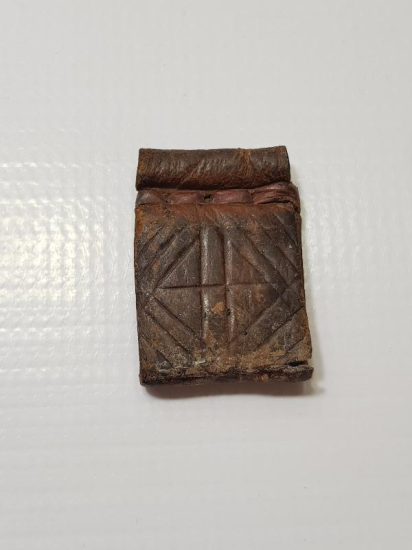 DERİ KILIFI İÇİNDE İBRANİCE EL YAZMA TILSIM DUASI BULUNAN ÇOK NADİR HAMAYIL