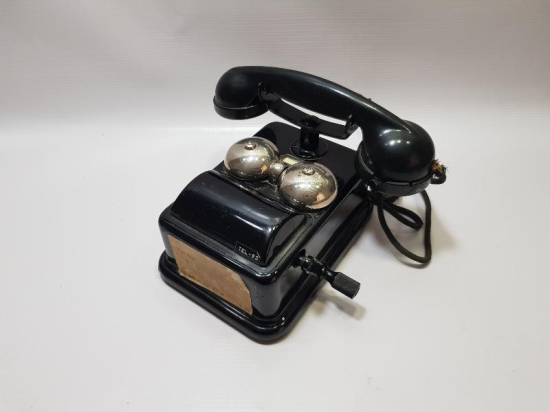 ANTİKA ÇEVİRMELİ TELEFON