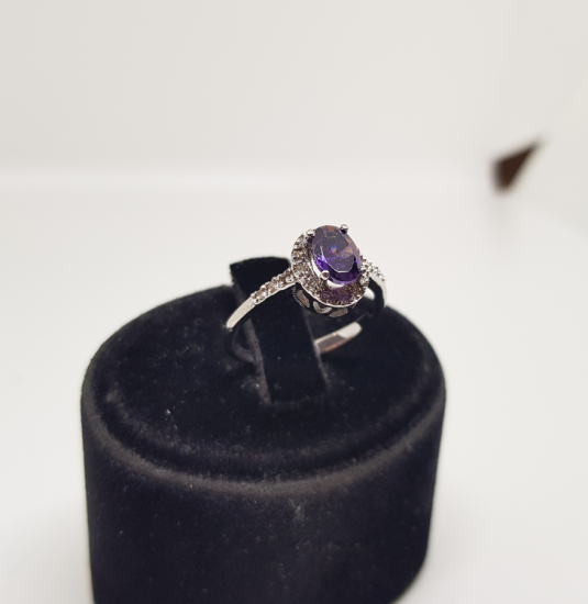 PIRLANTA VE AMETİST TAŞLI MİNİ FRANSIZ MODEL YÜZÜK