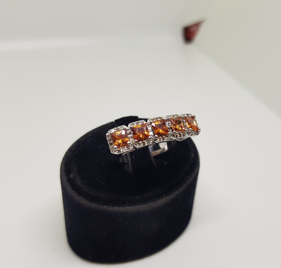 PIRLANTA VE SİTRİN TAŞLI BEŞLİ SIRA MODEL YÜZÜK