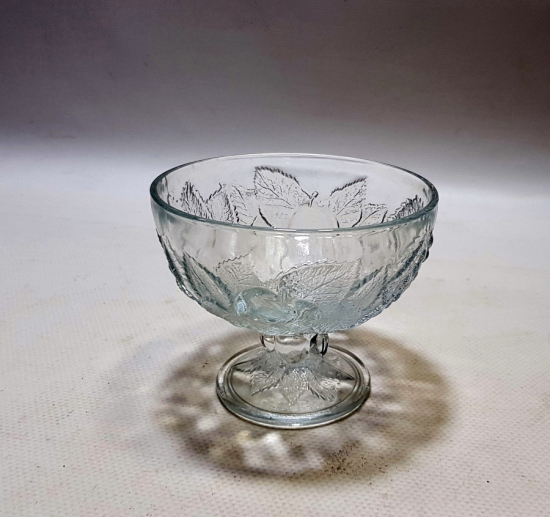 KABARTMA İŞÇİLİKLİ ANTİKA CAM DONDURMALIK