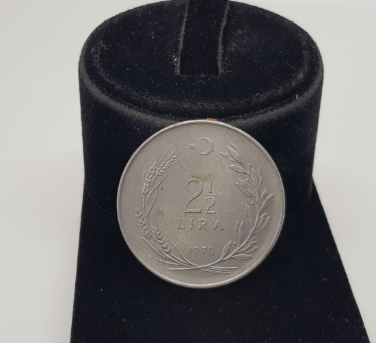 1970 TRAKTÖR KULLANAN ATATÜRK RESİMLİ 2.5 LİRA