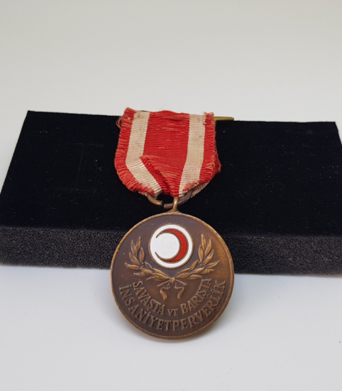 ÇOK NADİR TÜRKİYE KIZILAY CEMİYETİ MADALYASI