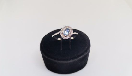 PIRLANTA VE TOPAZ TAŞLI YÜZÜK