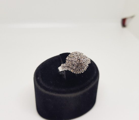 PIRLANTA TAŞLI KUBBELİ SALYANGOZ MODELİ YÜZÜK