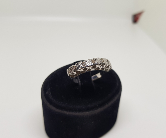 YEDİTAŞ MODEL PIRLANTA TAŞLI YÜZÜK