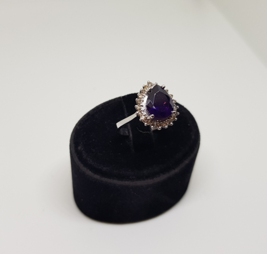 DAMLA MODEL AMETİST VE PIRLANTA TAŞLI YÜZÜK