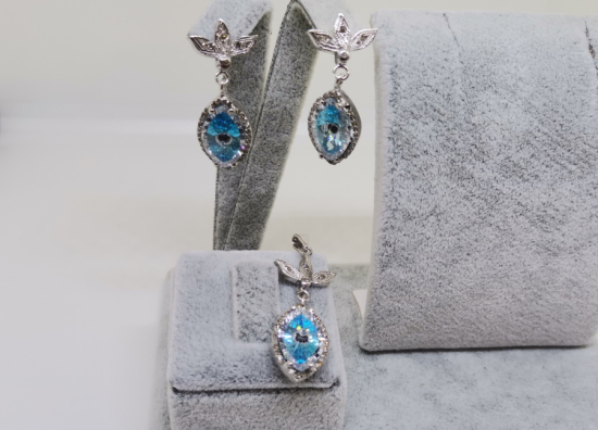 PIRLANTA VE AMETİS TAŞLI KOLYE KÜPE TAKIMI