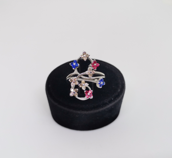 ŞIMARIK MODELİ PIRLANTA- SAFİR VE YAKUT TAŞLI YÜZÜK