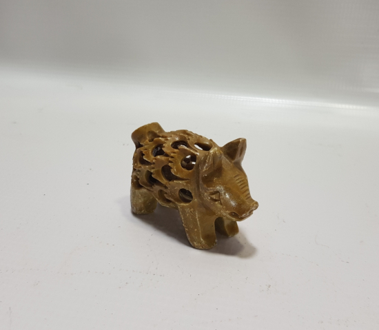 DOĞAL TAŞTAN EL YAPIMI UZAKDOĞU DOMUZ FİGÜRÜ