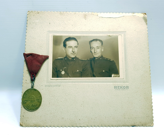 ORİJİNAL İSTİKLAL MADALYASI VE MADALYALI SUBAYLAR FOTOĞRAFI