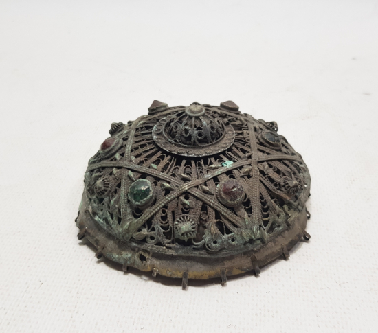 ÜZERİ MÜHRÜ SÜLEYMANLI OSMANLI DÖNEMİ TELKARİ İŞÇİLİKLİ GÜMÜŞ TEPELİK