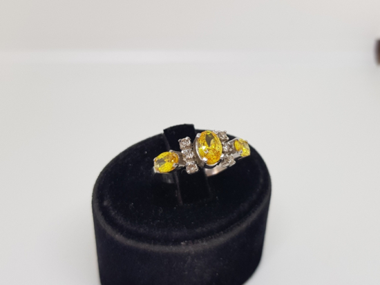 SİTRİN VE PIRLANTA TAŞLI BÜYÜK BAGET MODELİ YÜZÜK