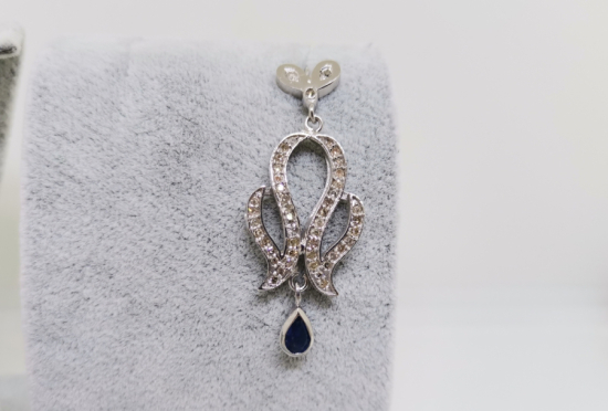 SAFİR VE PIRLANTA TAŞLI SONSUZLUK MODEL KOLYE