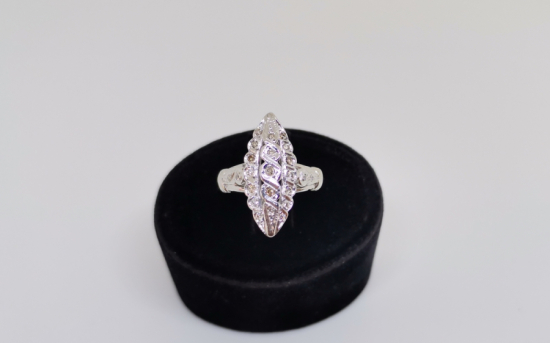 MEKİK MODEL PIRLANTA YÜZÜK