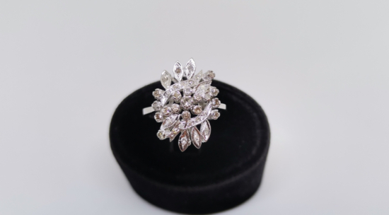 PIRLANTA TAŞLI KARMA SARMAŞIK MODELİ YÜZÜK