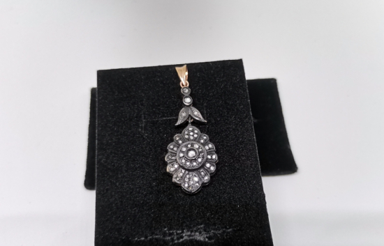 ELMAS TAŞLI GÜNEŞ MODEL KOLYE UCU