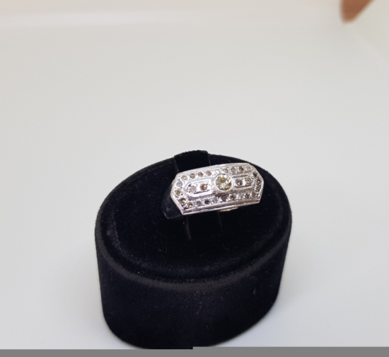 PIRLANTA TAŞLI SONSUZLUK GÖZÜ MODELİ YÜZÜK