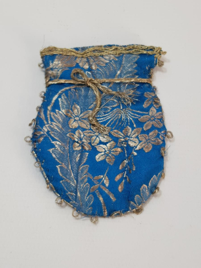 OSMANLI DÖNEMİ GÜMÜŞ SIRMA İŞLEMELİ ELMASİYE KESE