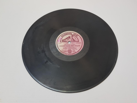 PERİHAN ALTINDAĞ SÖZERİ