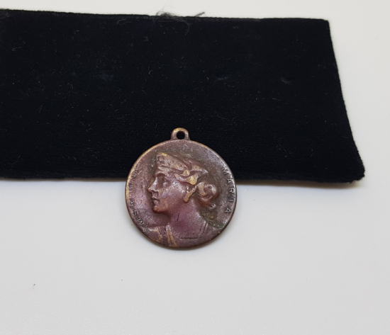 1. DÜNYA SAVAŞI DÖNEMİ ROMANYA KRALİÇESİ MARIA RESİMLİ NADİR MADALYON