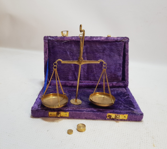 ANTİKA KUYUMCU TERAZİSİ