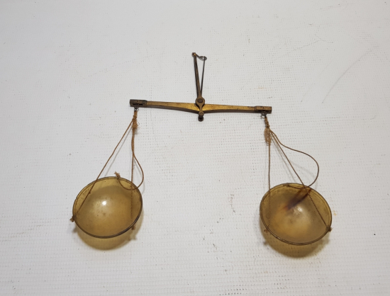 BOYNUZ KEFELİ OSMANLI DÖNEMİ NADİR BAHARAT TERAZİSİ