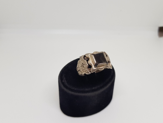 KABARTMA İŞÇİLİKLİ ANTİKA GÜMÜŞ YÜZÜK