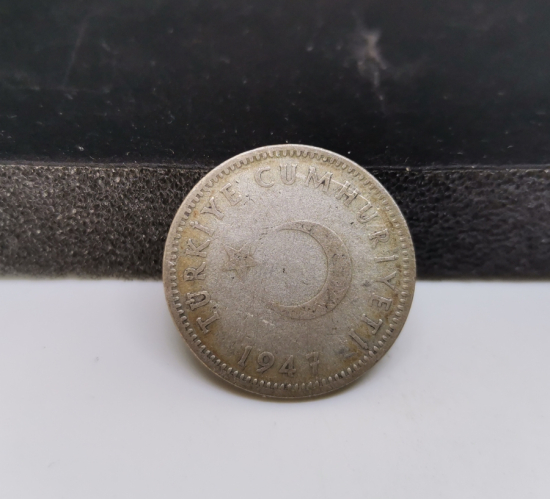 1947 YILI GÜMÜŞ 1 LİRA