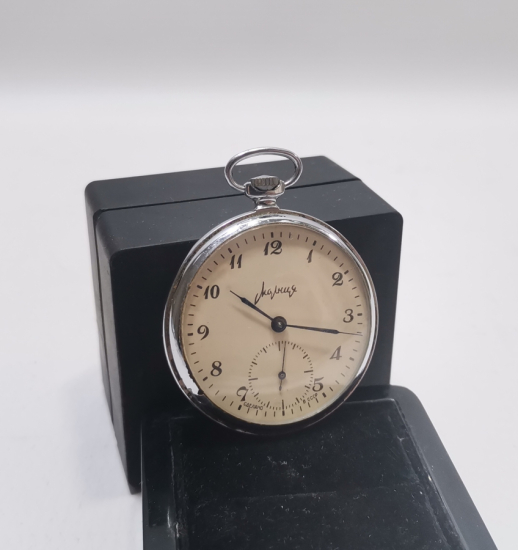 SOVYET RUSYA YAPIMI KURMALI ANTİKA CEP SAATİ