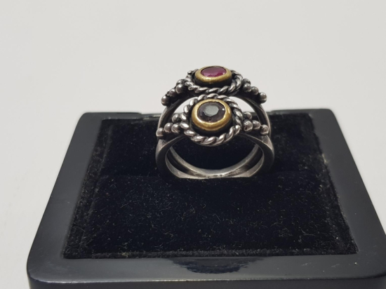 ÜZERİ DOĞAL TAŞLARLA SÜSLÜ İKİZ GÜMÜŞ YÜZÜK