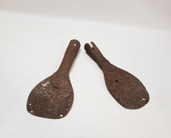 OSMANLI DÖNEMİ İKİ ADET EL YAPIMI NADİR FIRIN KÜREĞİ