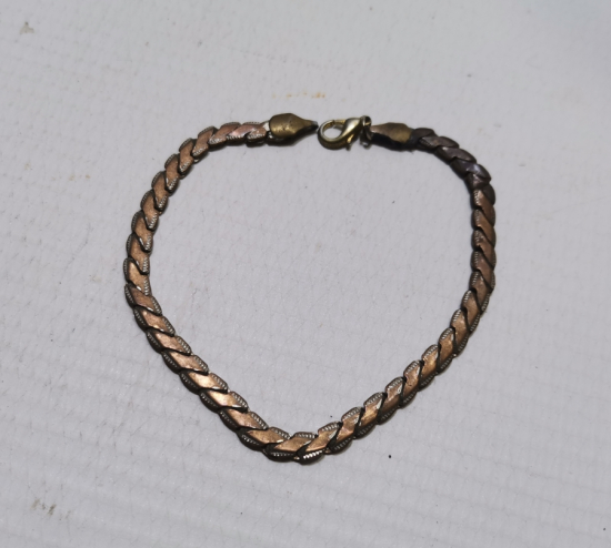 KABARTMA İŞÇİLİKLİ GÜMÜŞ KAPLAMA ANTİKA BİLEKLİK