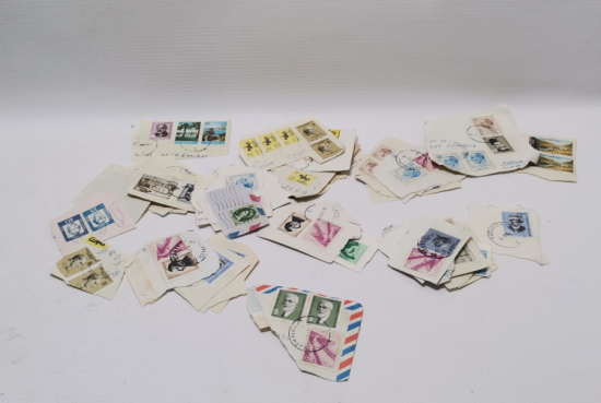 YERLİ VE YABANCI MEKTUPTAN KESİLME ANTİKA PUL LOTU