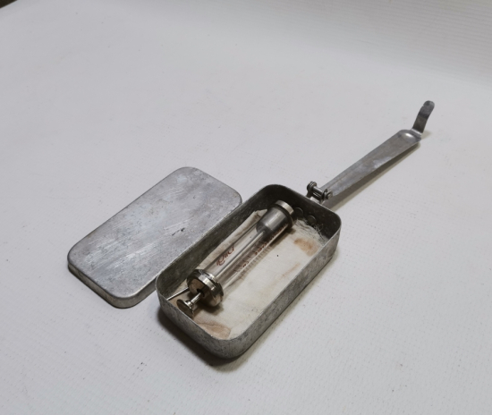 1. DÜNYA SAVAŞI DÖNEMİ ORİJİNAL ENJEKTÖRÜYLE OSMANLI ŞIRINGA KUTUSU