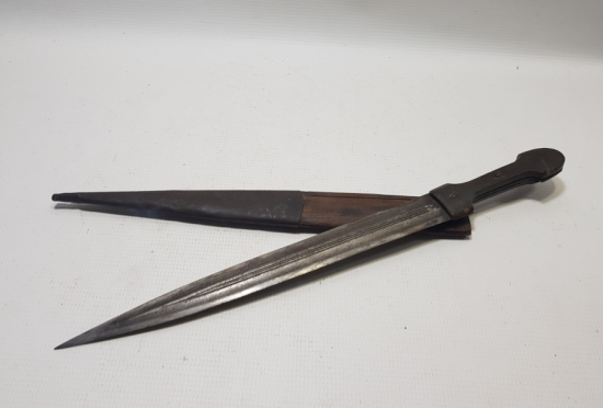 OSMANLI DÖNEMİ ÜZERİ TÜRK DÜĞÜMLÜ VE USTA DAMGALI NADİR TİPTE BÜYÜK BOY ÇERKES KAMASI