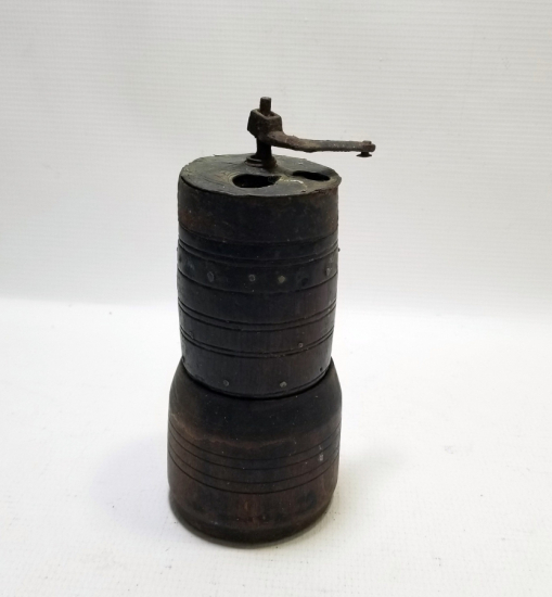 OSMANLI DÖNEMİ NADİR TİPTE EL YAPIMI AHŞAP KAHVE DEĞİRMENİ - İLK KEZ GÖRÜLÜYOR