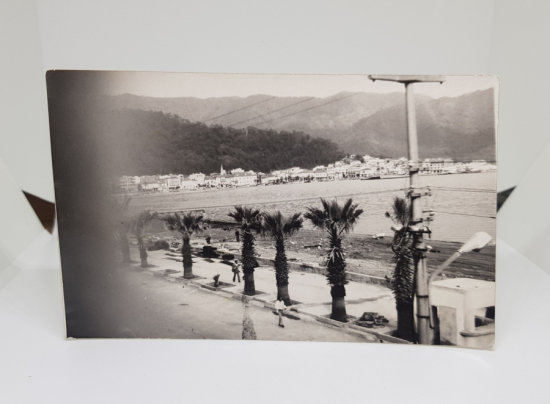 1981 YILI SİYAH-BEYAZ MARMARİS FOTOĞRAF