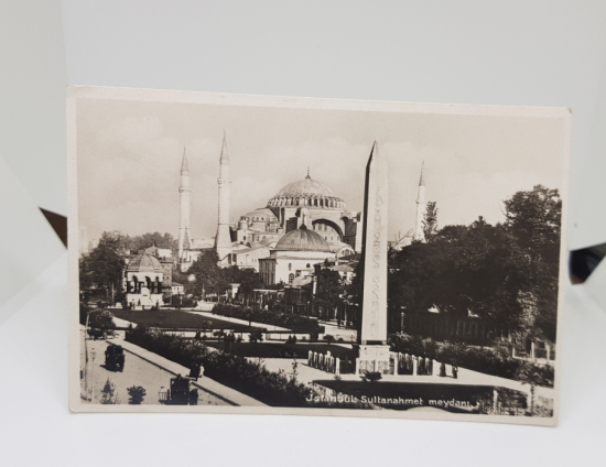 CUMHURİYET BAŞLARI ARKASI OSMANLICA YAZILI SULTAN AHMET MEYDANI GÖRSELLİ KARTPOSTAL