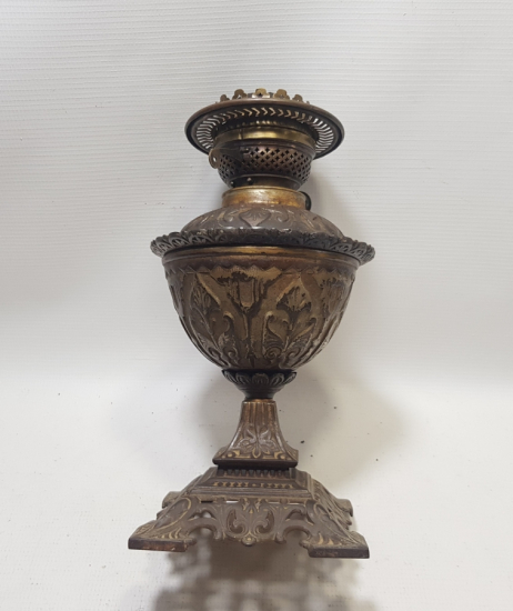 OSMANLI DÖNEMİ KABARTMA İŞÇİLİKLİ BRONZ GAZ LAMBASI