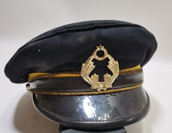 ANTİKA ÖĞRENCİ ŞAPKASI