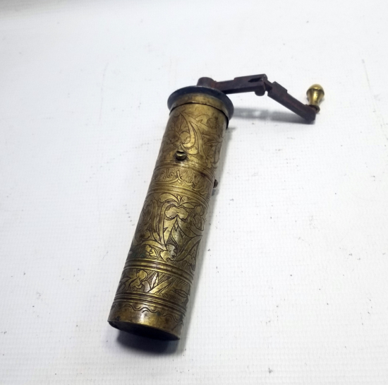 DERİK BAŞKATİBİ AĞZEZ BEY'E AİT KAHVE DEĞİRMENİ